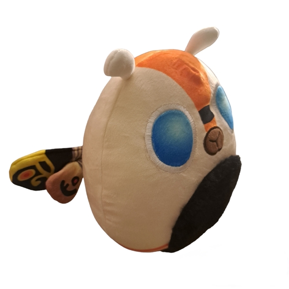Mothra Godzilla Squad Moth 8" Squishmallow - Picture 3 of 8